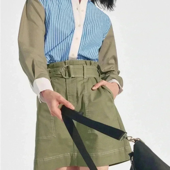 Free Assembly Button Down Shirt NWT - Picture 2 of 8